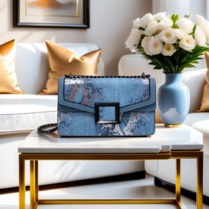 Vintage Crocodile Pattern Shoulder Bag with Chain Strap for Classic, Stylish  Women, perfect for outings, Parties occasions (Blue).