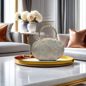 FASHION LITTLE HAND BAG, LIGHT FEMININE CHARM CHAIN BAGS, LADY DESIGN, PERFECT FOR DINNER AND WEDDING.